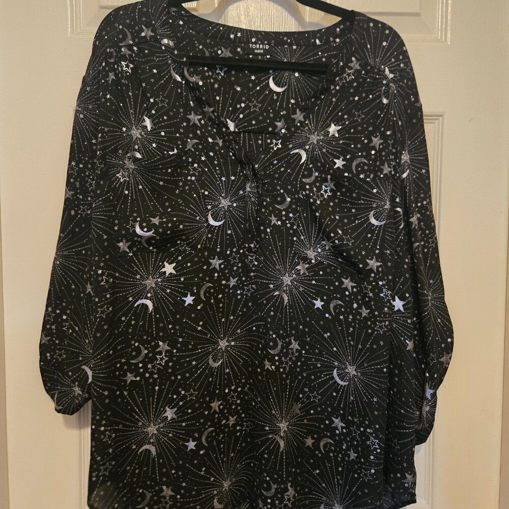 Torrid - Harper Georgette 3/4 Sleeve Blouse - Picture 2 of 4